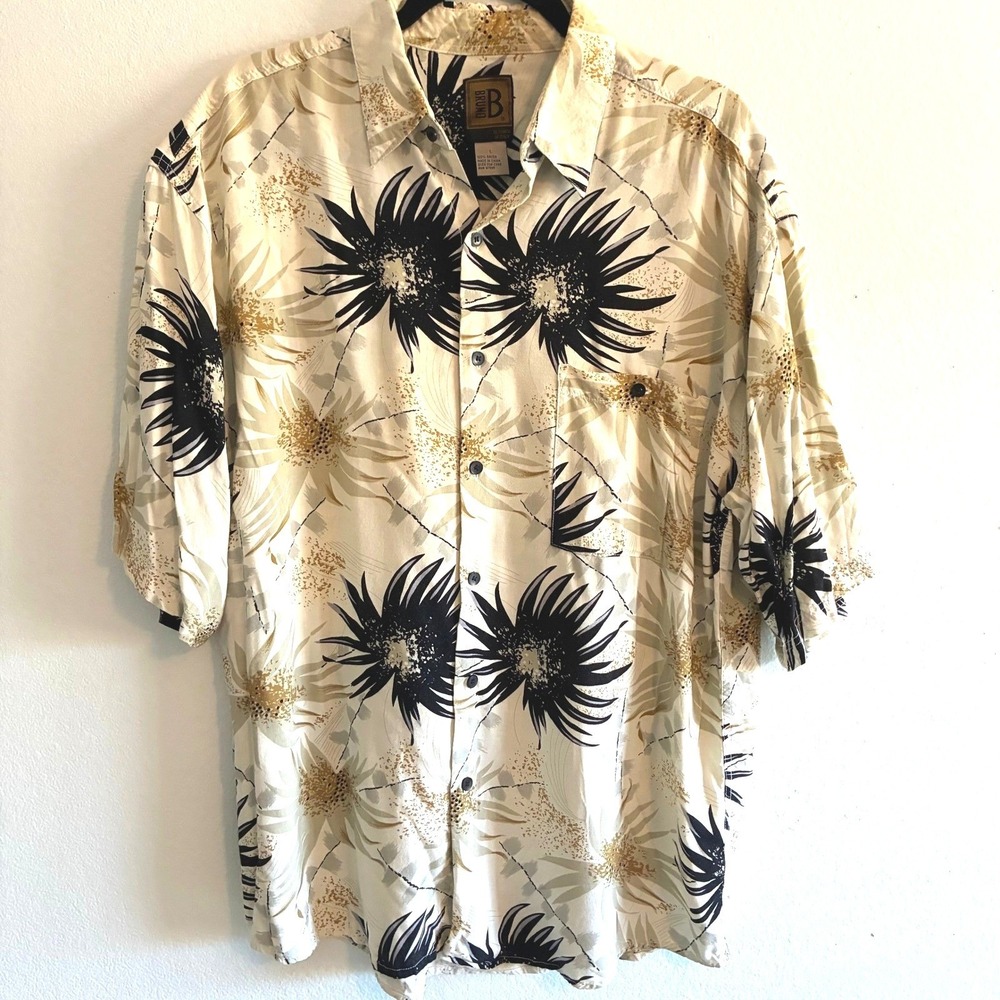 Vintage Bruno Mens Large Hawaiian Shirt Tropical Floral Vacation Made in Italy